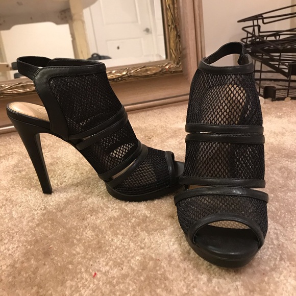 Jessica Simpson Stillettos - Picture 2 of 7